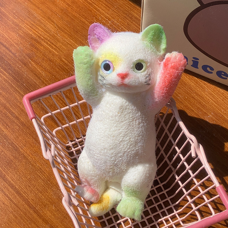 🎁😻Niedliches und weiches Spielzeug in Katzenform