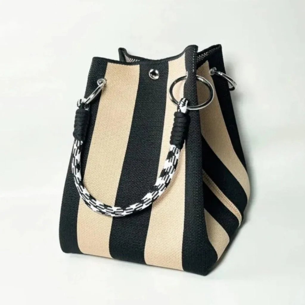🌴 Boho Gestreifter Strick-Bucket-Bag für Damen – Handgemachte Sommer-Strand-Umhängetasche