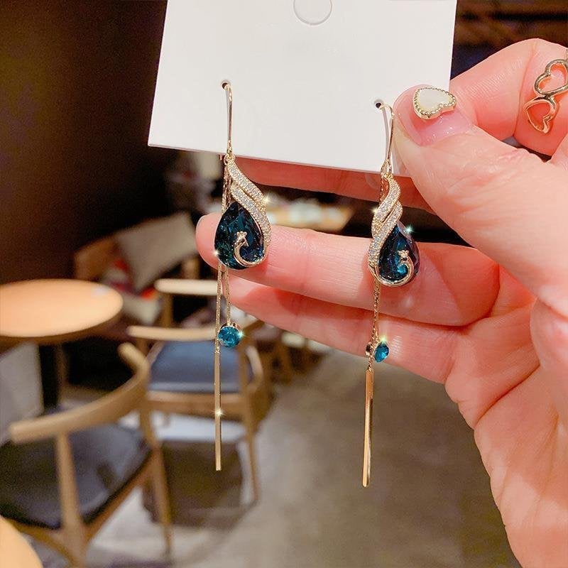 ✨Peacock tassel earrings
