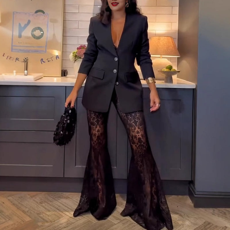 Stylischer Blazer & durchsichtige Schlaghose im 2-teiligen Set