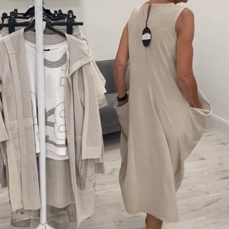 Schlichtes ärmelloses Kleid mit Taschen