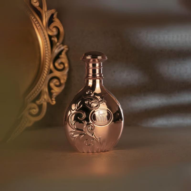 🌸Whisky Nira Parfüm – Eine luxuriöse Mischung aus fruchtigen, blumigen und warmen Holznoten für einen eleganten, langanhaltenden Duft