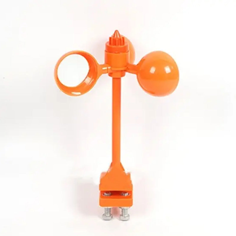 Vogelscheuche mit Reflektor und Windmaschine mit Sound