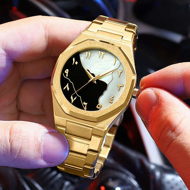 đâModische, vielseitige Herrenuhr mit Stahlarmband