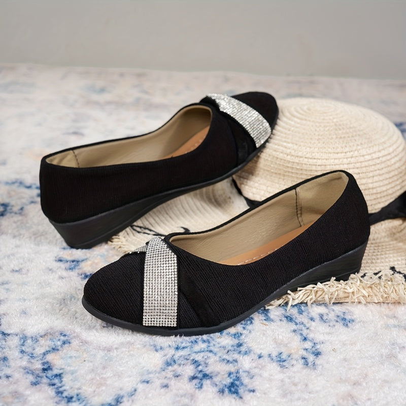 đ„49% RABATT â Leichte, modische Damenschuhe mit Strass und Keilabsatz