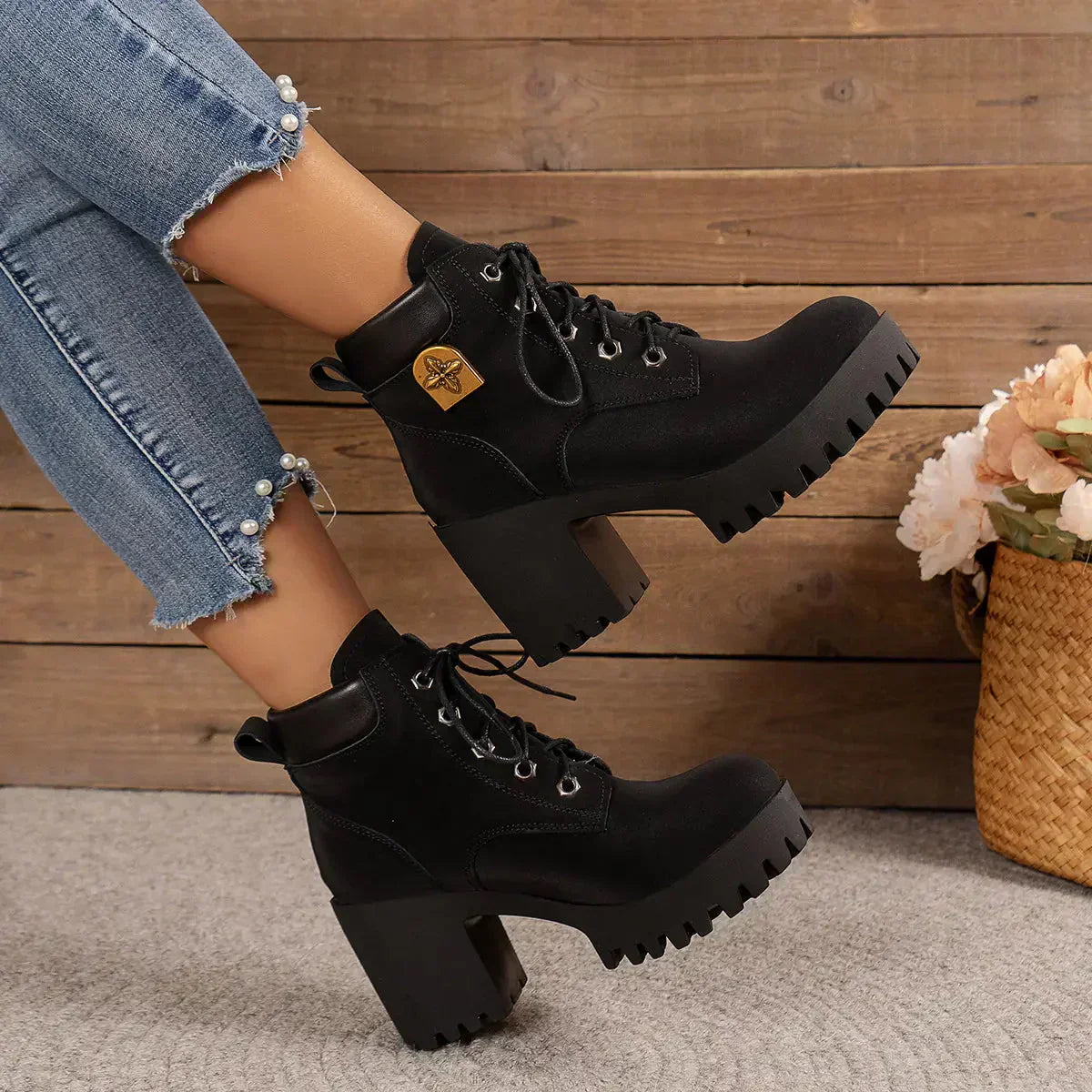 đĽă35-42ă đ˘â¨2025 Neuheit fĂźr diesen Herbst: Stiefeletten mit dicken Absätzen und Keilabsätzen â Retro-Modell mit SchnĂźrsenkeln fĂźr Damen