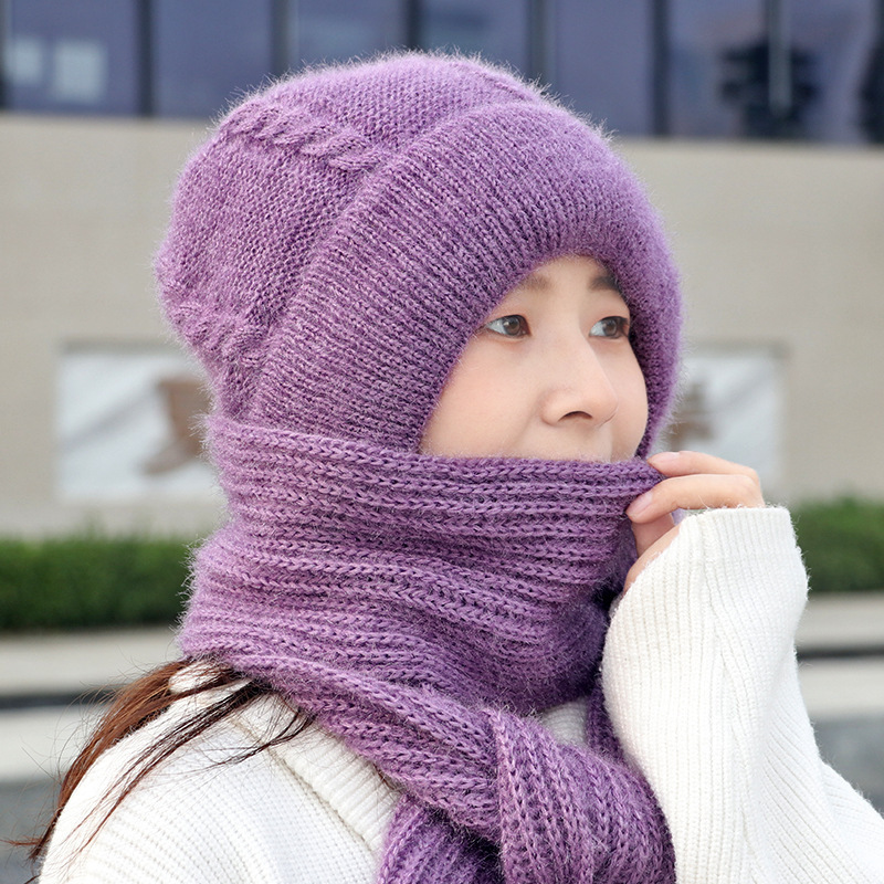 All-in-One-Strickmütze und Schal