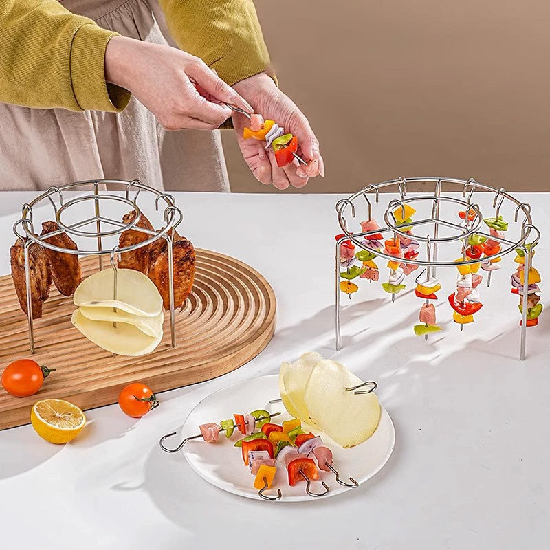 🔥 50% RABATT JETZT! ✨ Vertikaler Grillrost für Heißluftfritteusen - 8 Edelstahl-Spieße mit hitzebeständigen Handschuhen für gesundes Grillen 🥩🍢