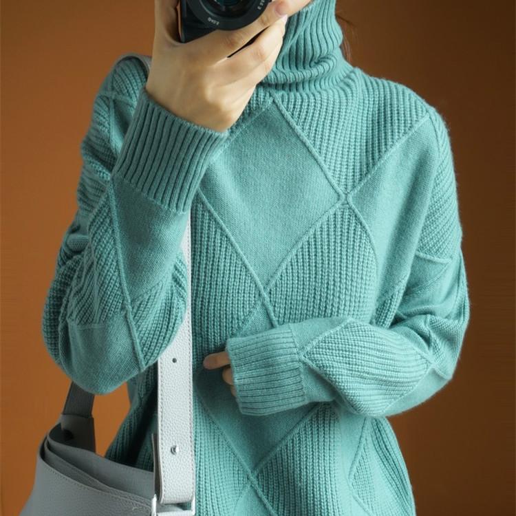 Lockerer Rollkragen-Cardigan aus Kaschmir. Kaufen Sie 2 versandkostenfrei.