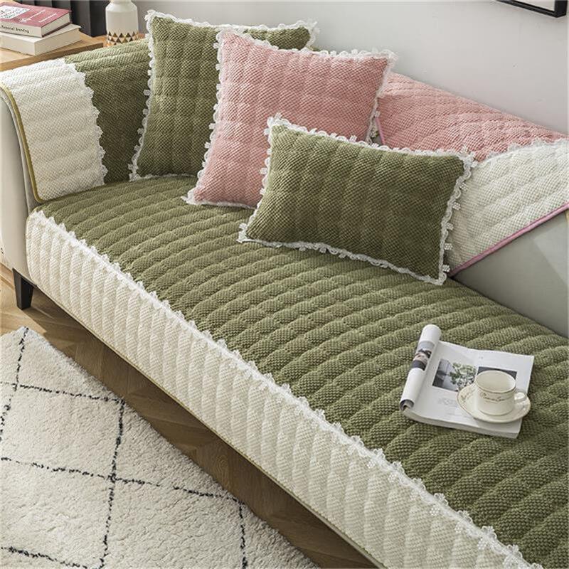 Rutschfester Couchbezug aus Cord im Colour-Block-Design mit Spitze