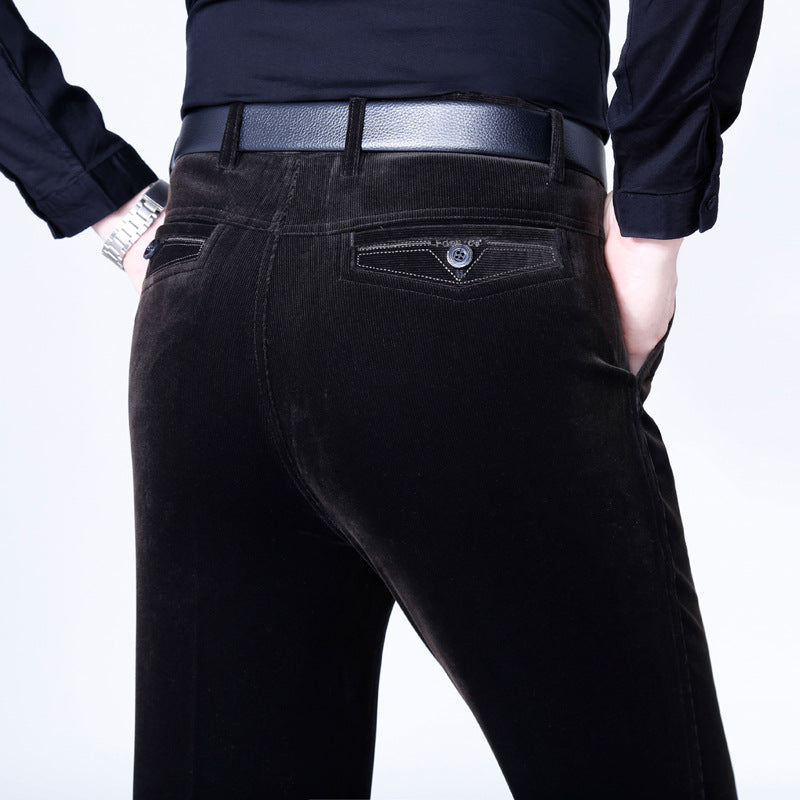 Gerade lange Herrenhose aus dehnbarem Cord