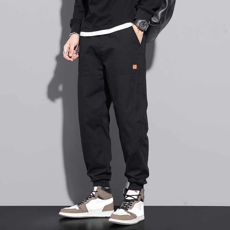 Locker sitzende Freizeithose