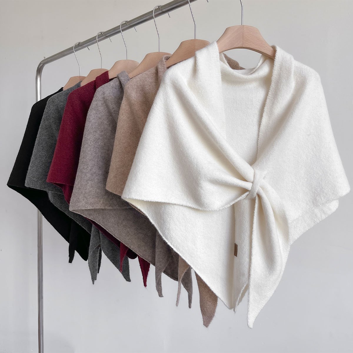 ☁️LETZTER TAG VERKAUF 49% RABATT💕Damenschal aus Wollmischung in Volltonfarbe