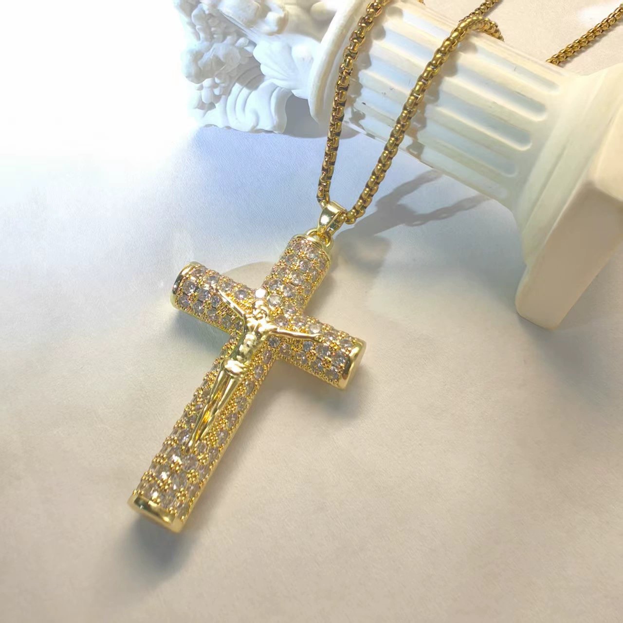 ✝️Jesus-Kruzifix-Anhänger-Halskette