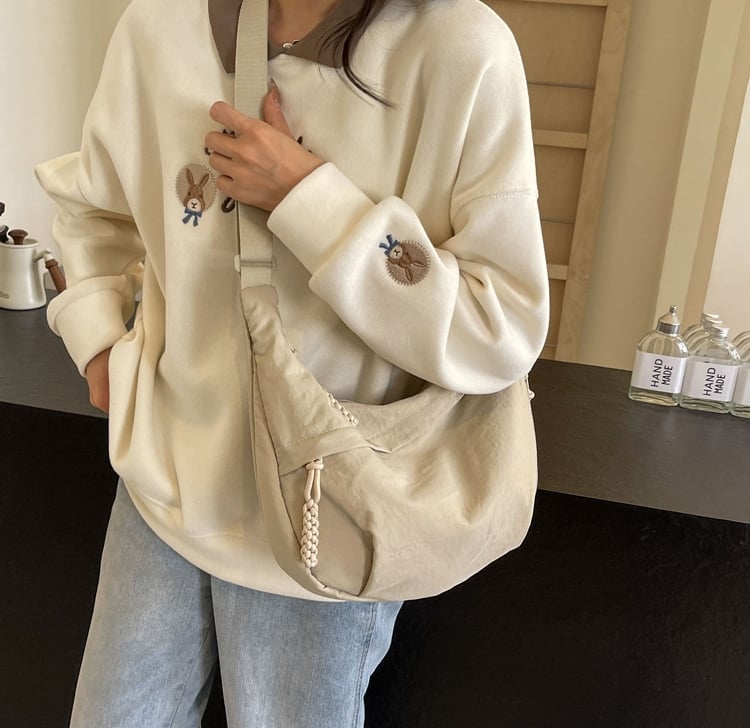 🎉Heiße Verkäufe - 50% OFF😍Designer Direktverkauf👜Damen Mode einfarbig Nylon Crossbody Hobo Tasche