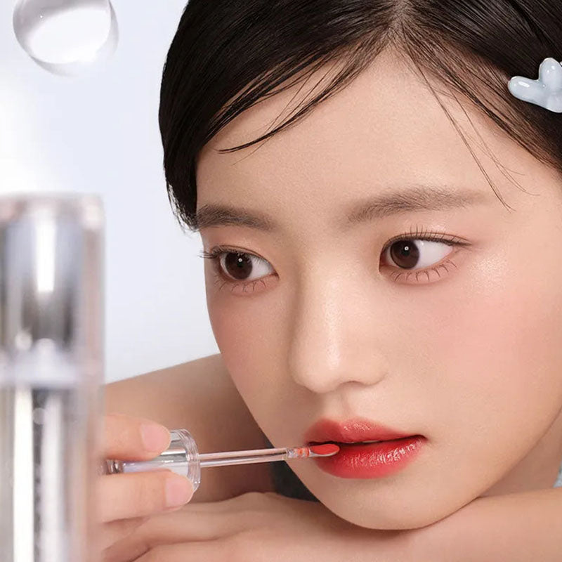 Eiswässriger Lipgloss
