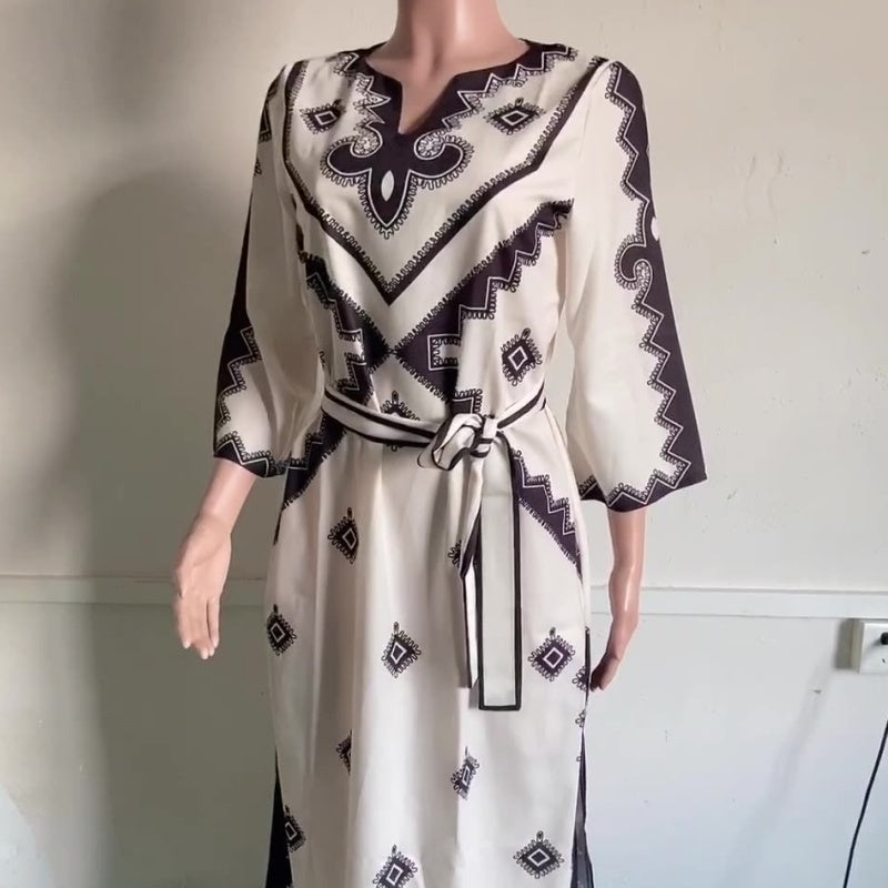 Boho-Kleid mit V-Ausschnitt und Gürtel für Damen mit ethnischem geometrischem Druck