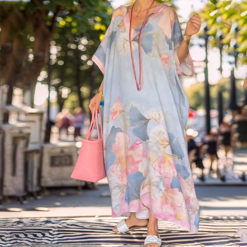 Lockeres langes Kleid mit Blumenmuster und halben Ärmeln