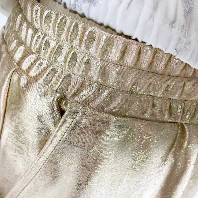 ✨ 2-teiliges Damen-Set: Goldfolien-Oberteil mit Devil's Eye Design & Pailletten-Hosen ✨