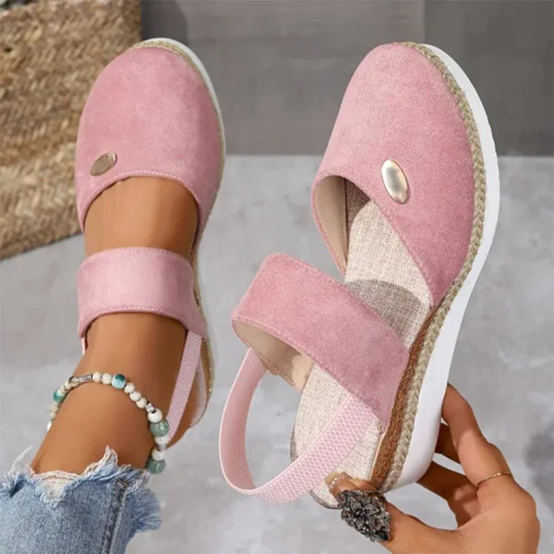 🥿Geschlossene Zehen Riemchensandalen mit niedrigem Keil🌈Verschiedene Farben nach Wahl