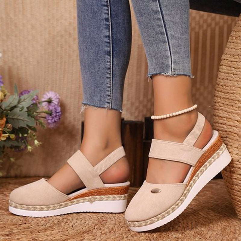 🥿Geschlossene Zehen Riemchensandalen mit niedrigem Keil🌈Verschiedene Farben nach Wahl