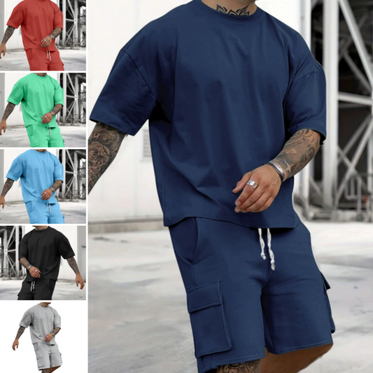 Set aus Freizeit-T-Shirt mit kurzen Ärmeln und Shorts für Herren