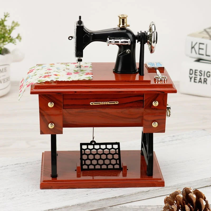 🪗Zeitlich begrenzte Sonderaktion 49 % Rabatt – Spieluhr in Form einer Mini-Nähmaschine aus Holz