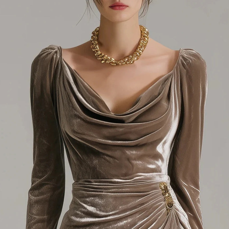 💖Black-Friday-Mega-Angebot – 55 % Rabatt!💖Velours-Schlupfkleid mit Schlitzen | Figurbetont & Elegant | Mit Langen Ärmeln und Raffungen