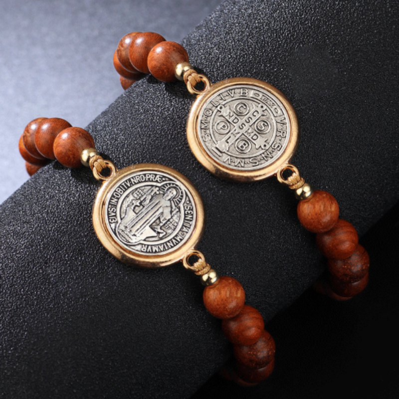 🛡️Ein treuer Begleiter für Schutzgeister✨Armband aus Naturholzperlen mit St.-Benedikt-Motiv🎁Verstellbar, für Damen und Herren geeignet