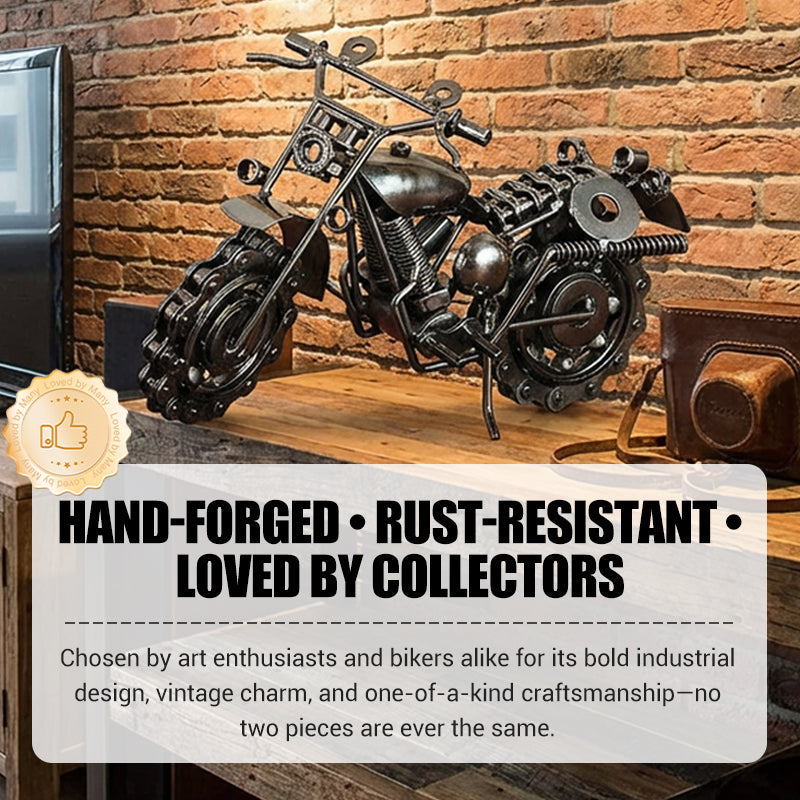 Handgefertigtes Motorradmodell aus Eisen