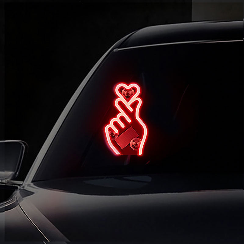🚗 60% RABATT! 💖 Solar LED-Herz Auto-Fingerring – Dekorativ, Einfach zu Montieren & Automatisches Leuchten bei Nacht ✨