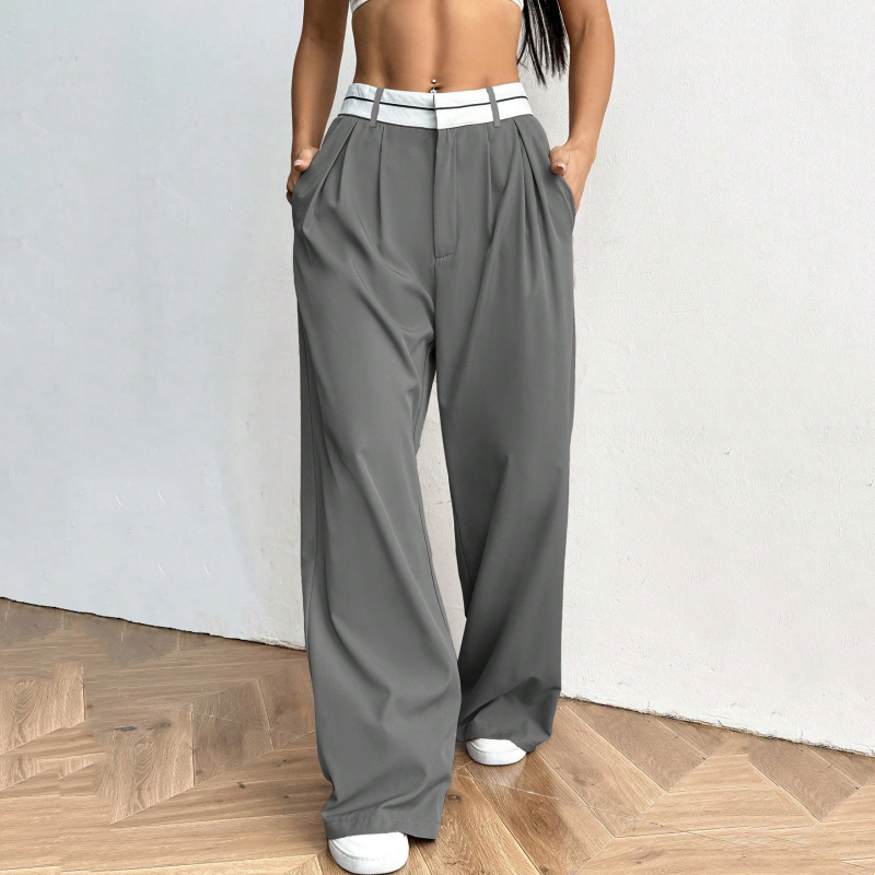 Stylische Hose mit weitem Bein 💃 Farblich abgesetzter Bund + hoher Bund ✨ Perfekt fürs Büro oder zum Shoppen 👜