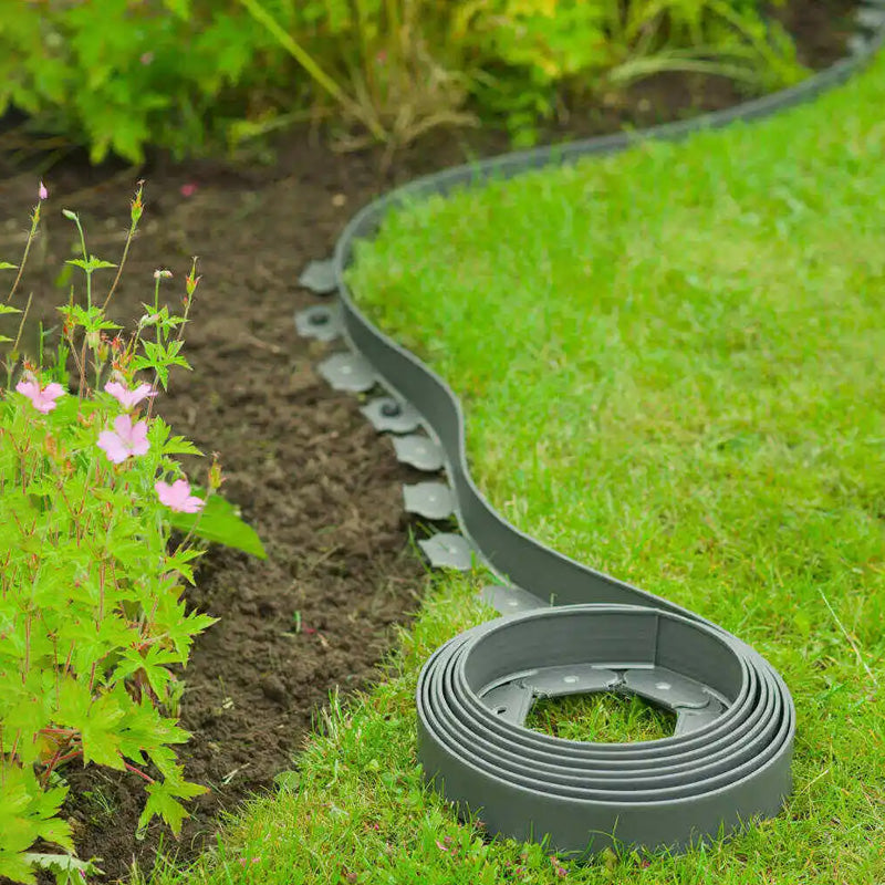 🌿 Schwarze PE-Gartenkante – flexibler Rasen- & Beetbegrenzer aus hochdichtem Kunststoff, wetterfest & einfach zu verlegen 🪴