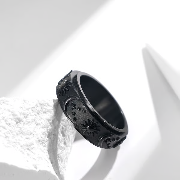 🛍️ 50 % Rabatt – Titanstahl-Ring mit Mond-, Stern- & Sonnen-Motiv – drehbarer Fidget-Ring – für kleine Auszeiten im Alltag 🌙